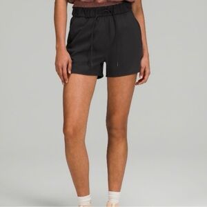 Lululemon Stretch High Rise Shorts size 6